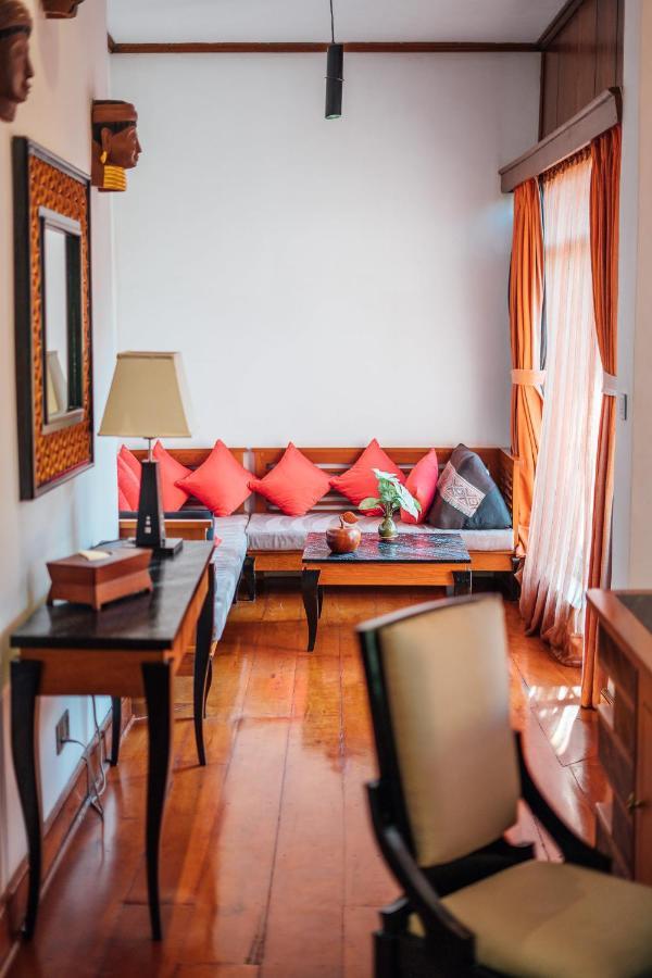 Aureum Palace Hotel & Resort Inle Ньоншуэ Экстерьер фото
