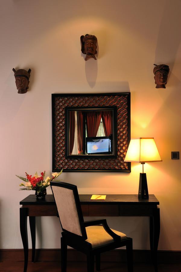 Aureum Palace Hotel & Resort Inle Ньоншуэ Экстерьер фото